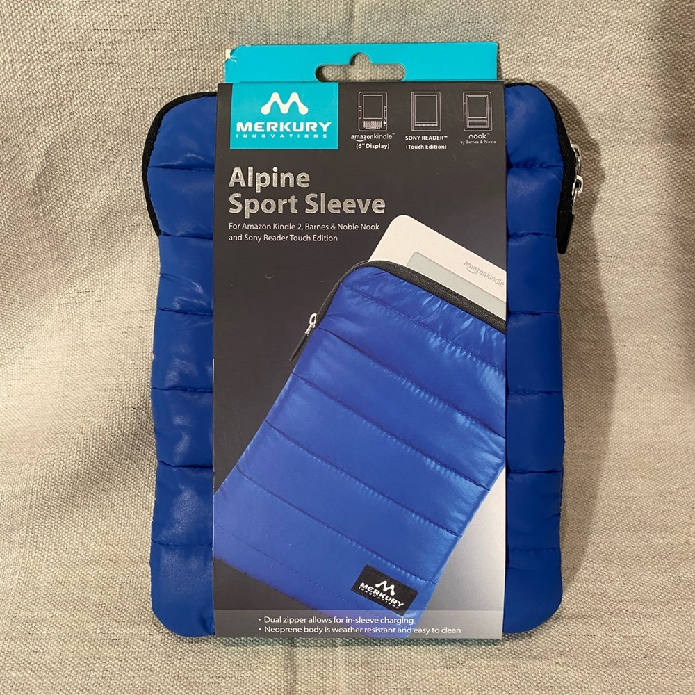 Alpine sports sleeve for Kindle 2, Sony Reader, or Nook tablets.